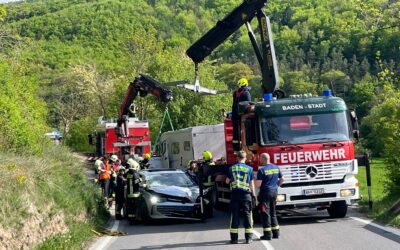 Schwerer Verkehrsunfall im Helenental
